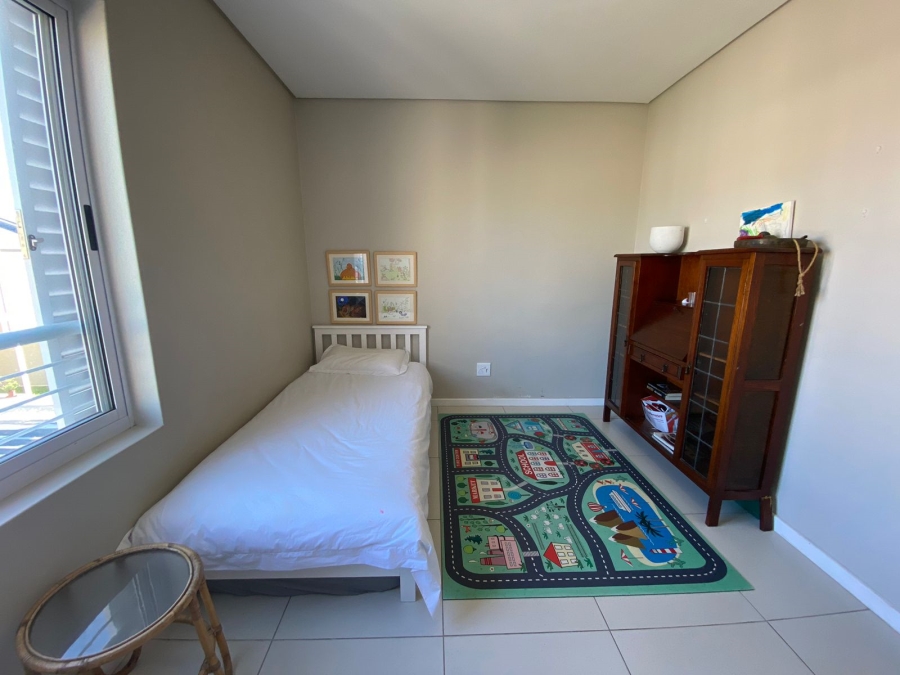 To Let 3 Bedroom Property for Rent in Somerset Lakes Western Cape
